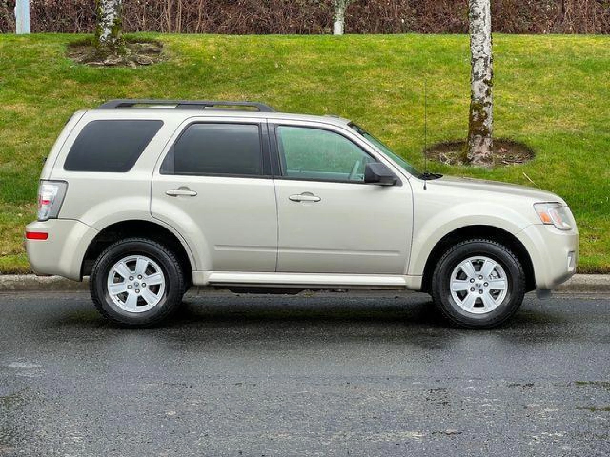 2011 Mercury Mariner Base