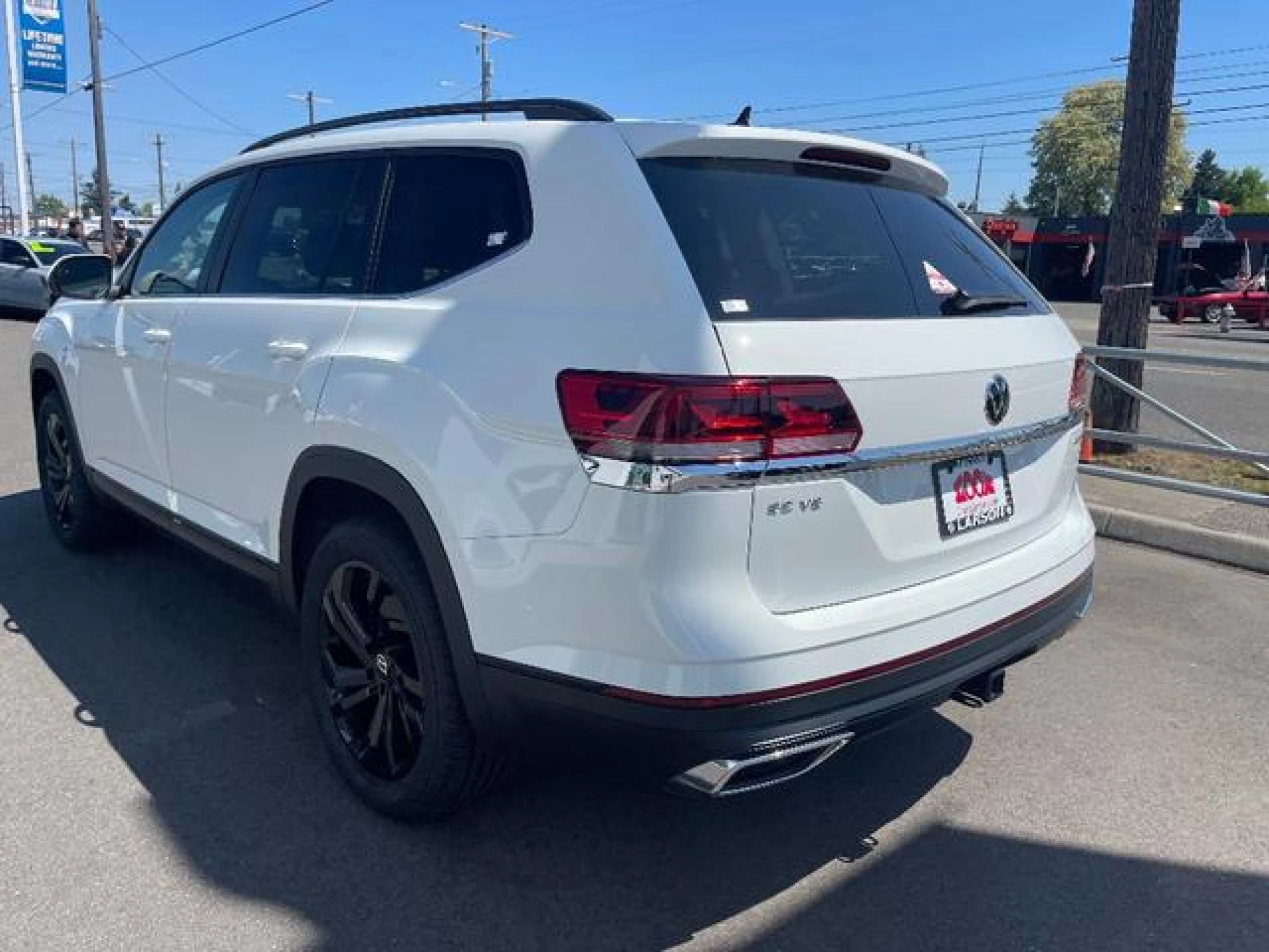 2023 Volkswagen Atlas 3.6L SE w/Technology
