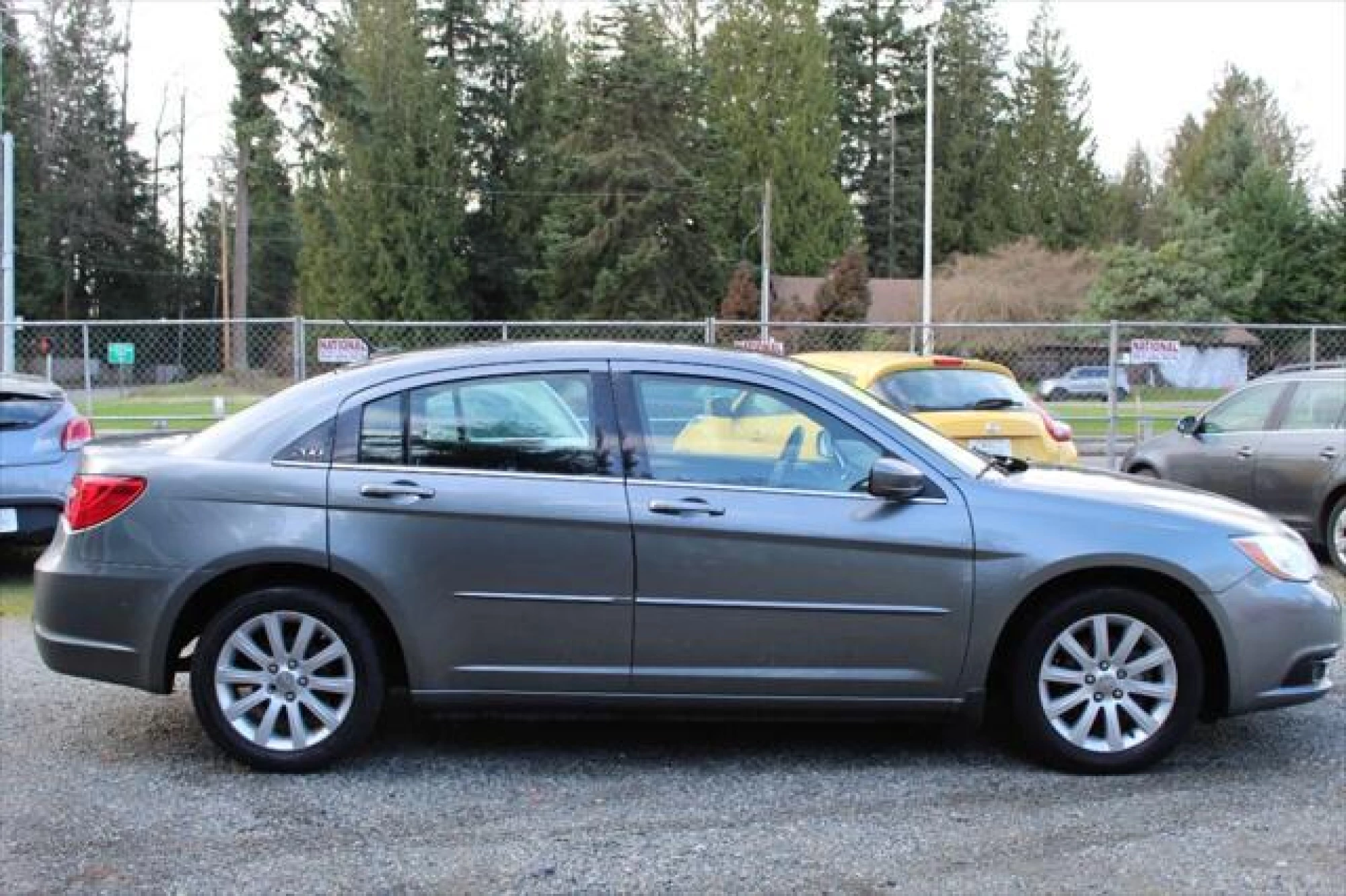 2013 Chrysler 200 Touring