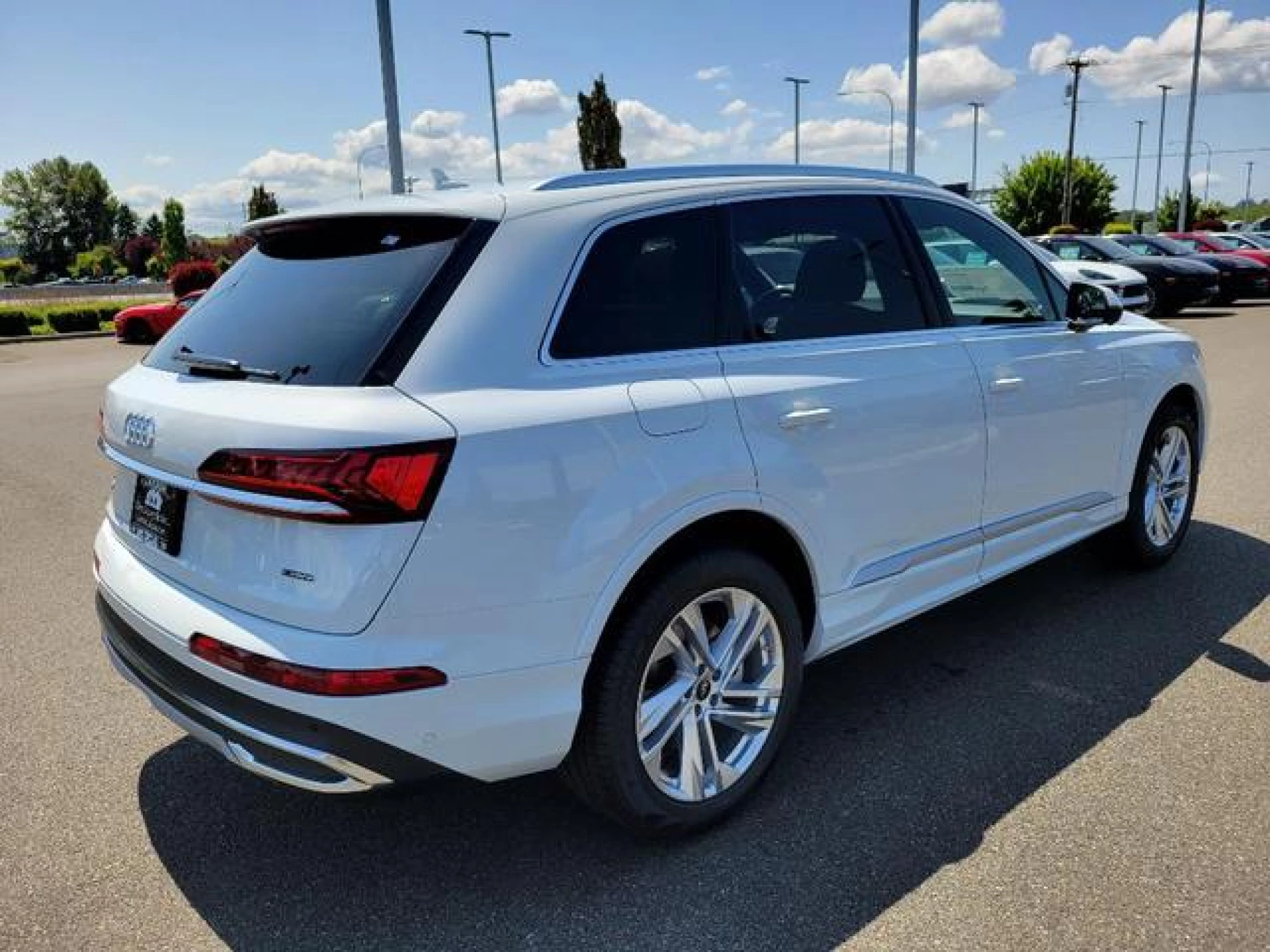 2023 Audi Q7 55 Premium