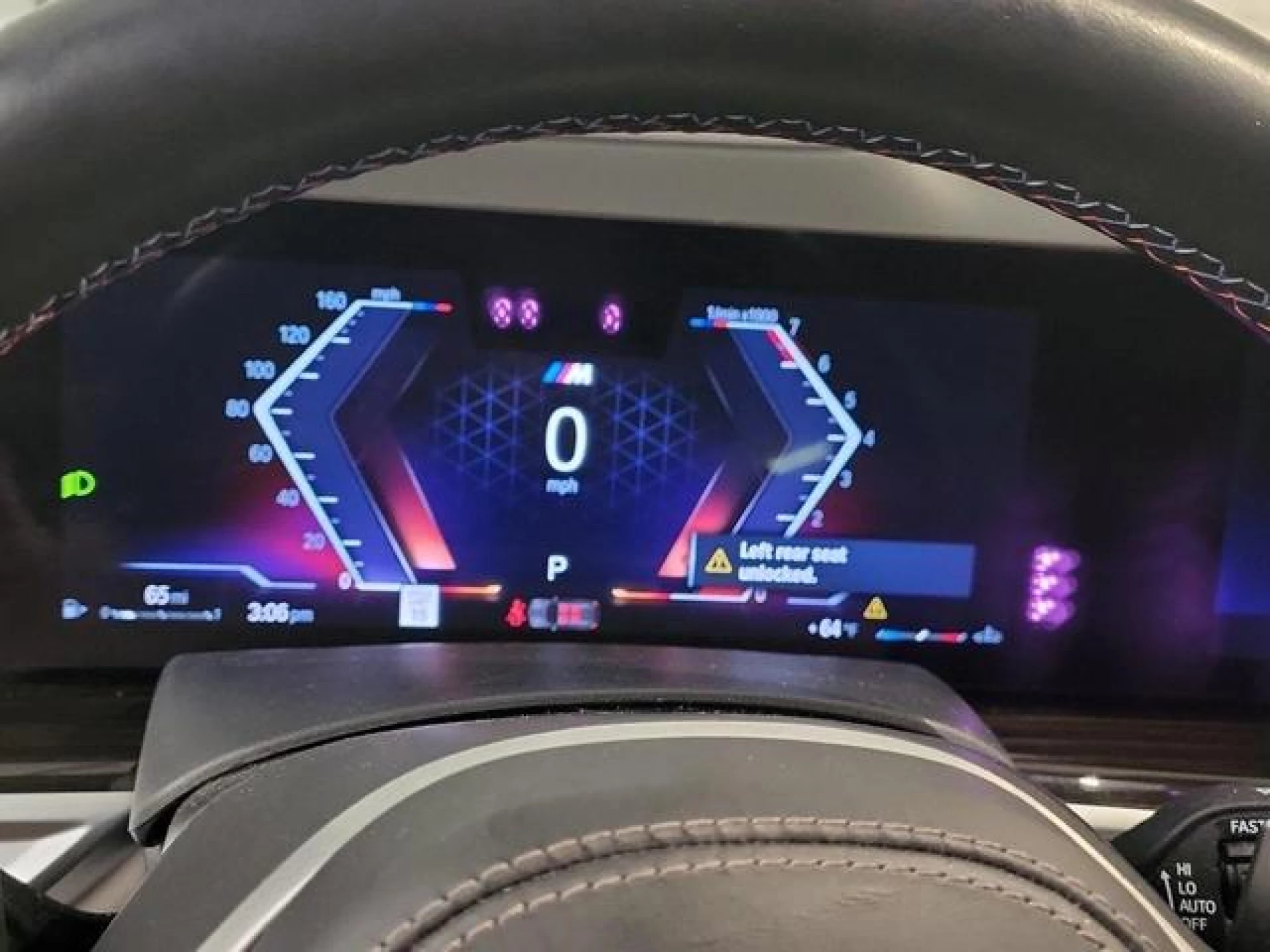 2023 BMW X7 M60i