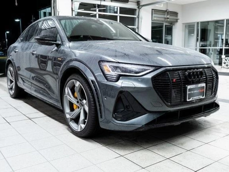 2023 Audi e-tron S Premium Plus