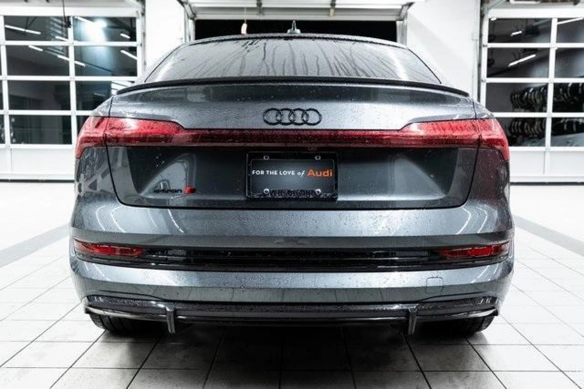 2023 Audi e-tron S Premium Plus
