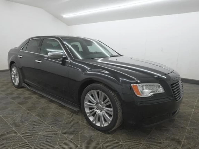 2013 Chrysler 300C Base