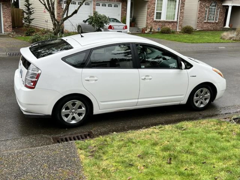 2007 Toyota Prius Base