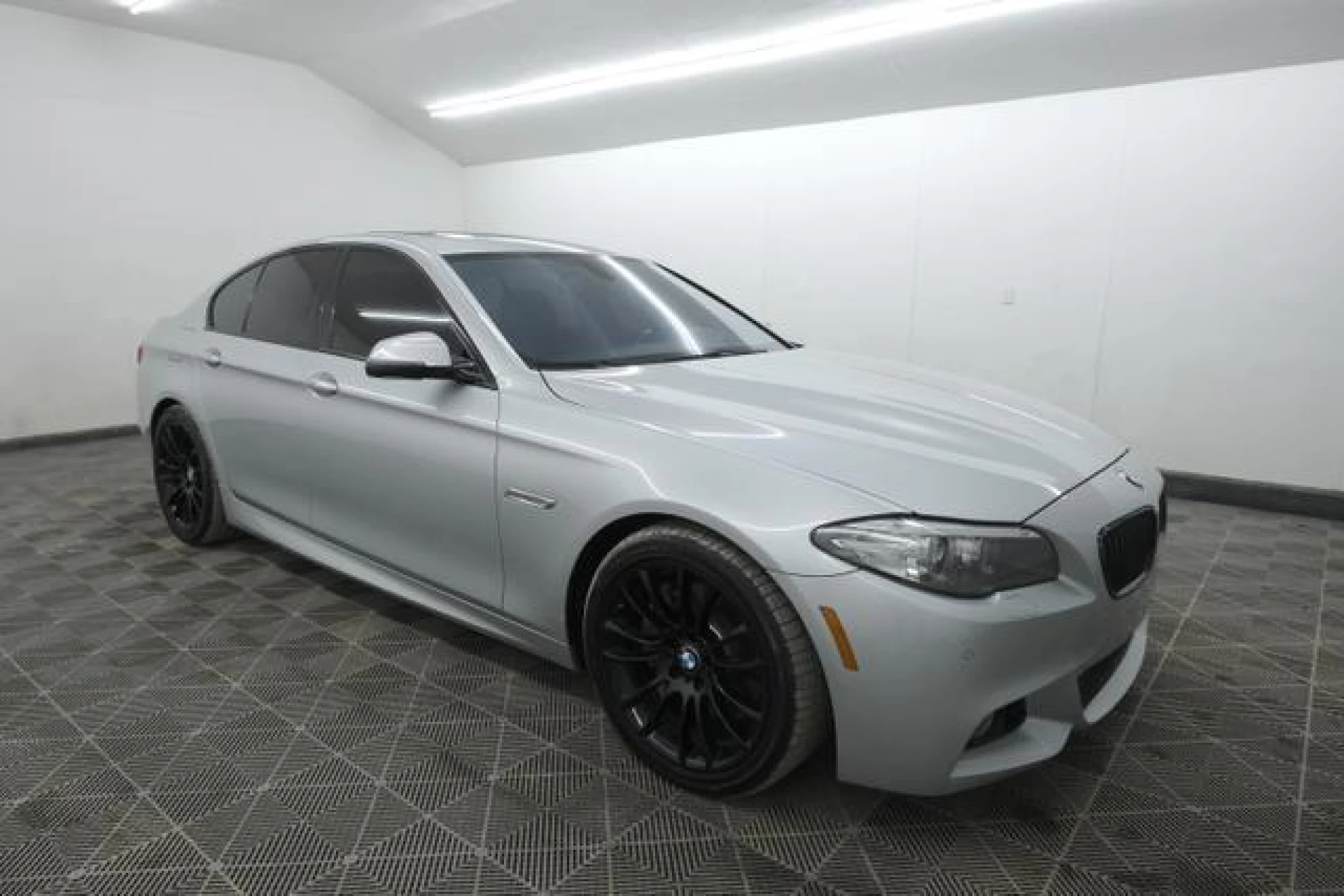 2016 BMW 550 i