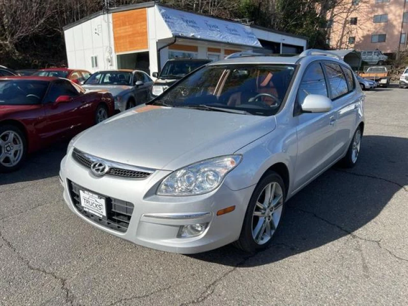 2011 Hyundai Elantra Touring SE