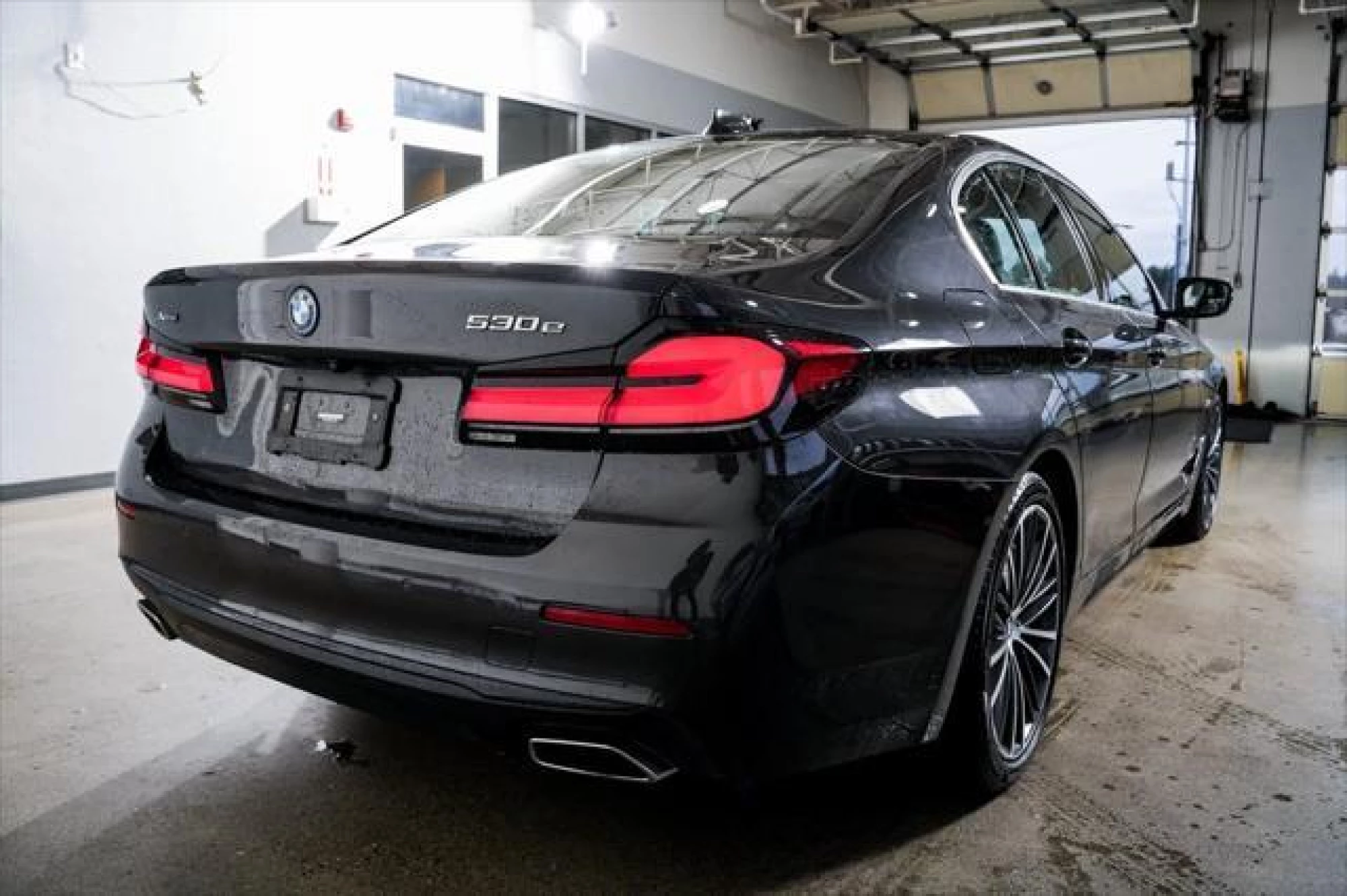 2022 BMW 530e Base