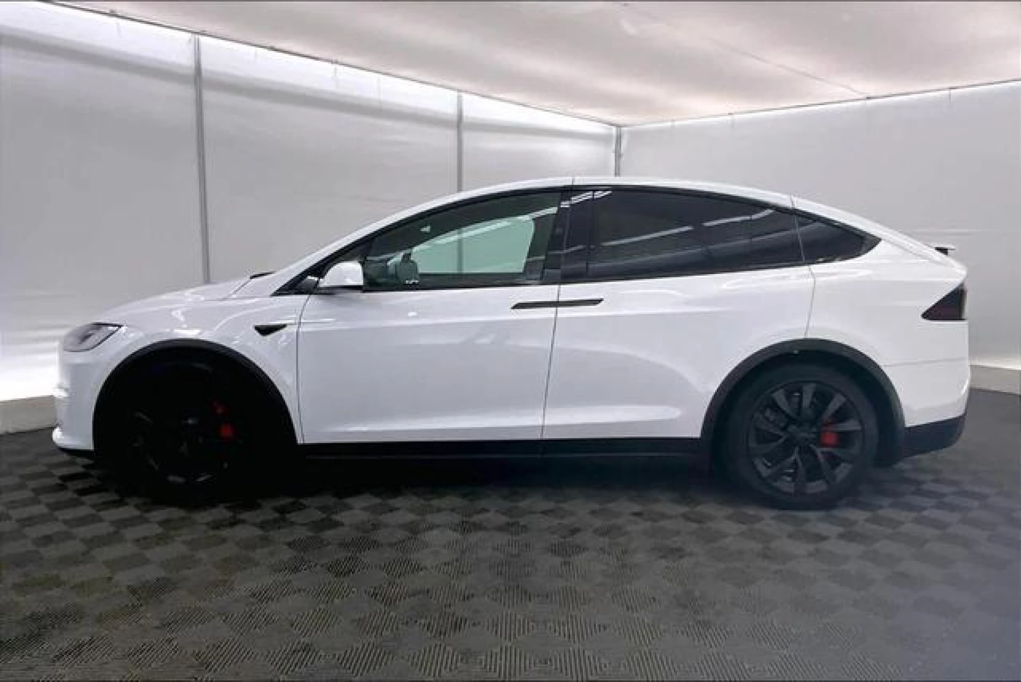 2023 Tesla Model X Plaid