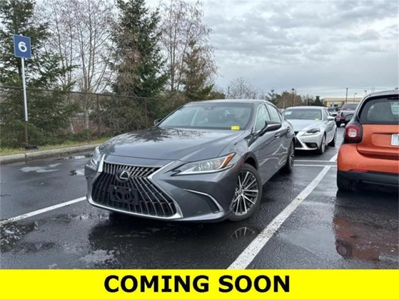 2023 Lexus ES 300h Base