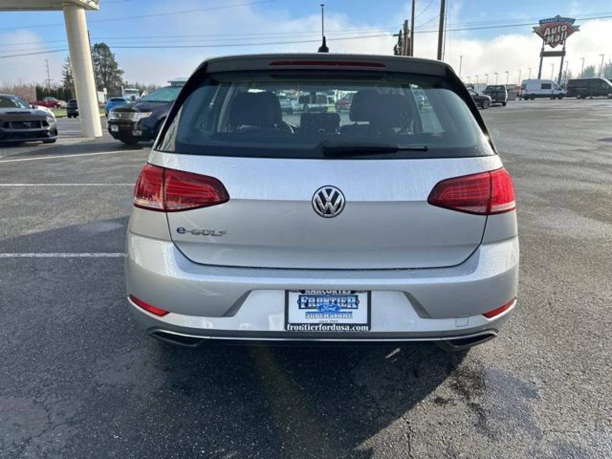 2019 Volkswagen e-Golf SE