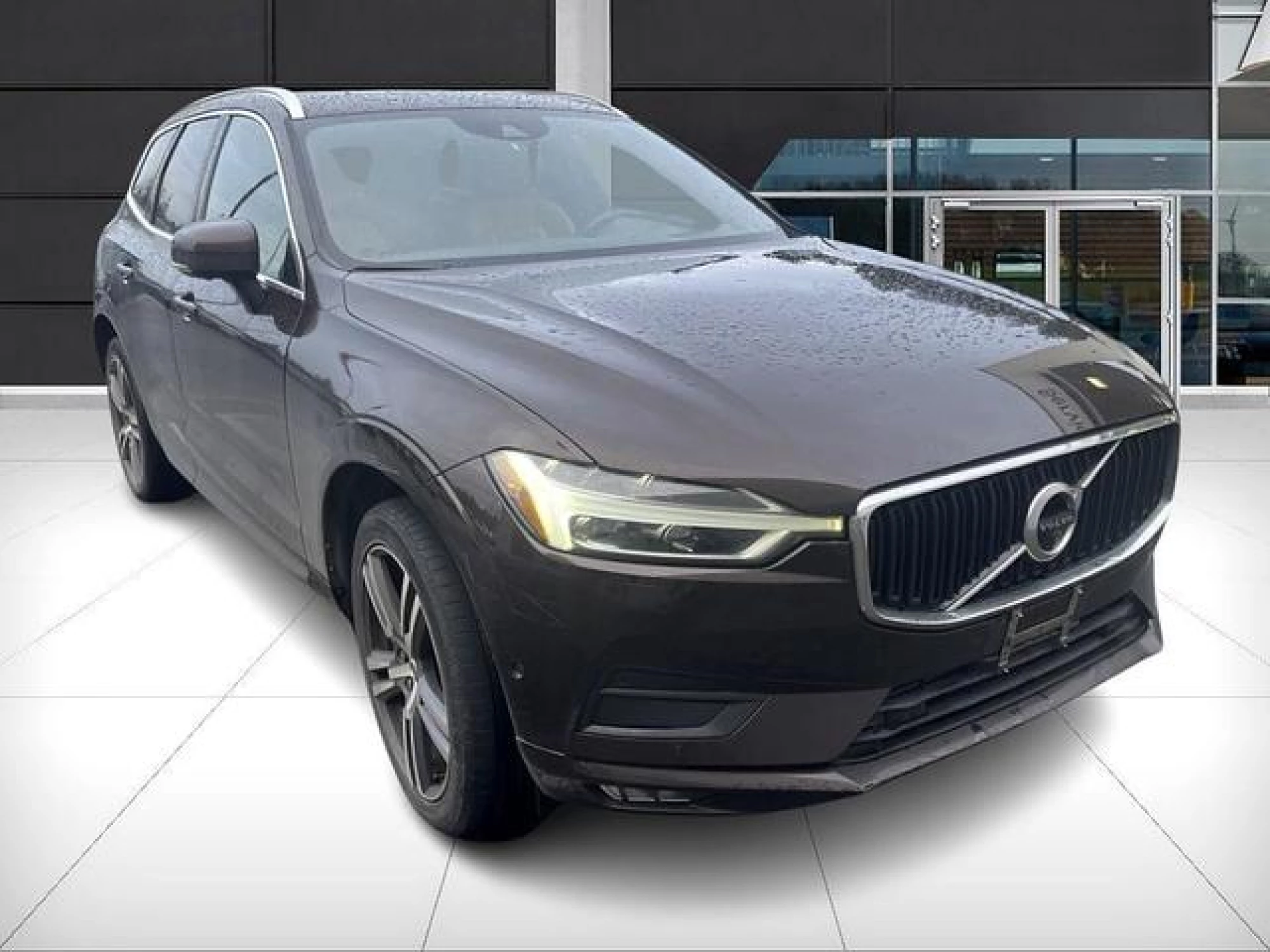 2018 Volvo XC60 T6 Momentum