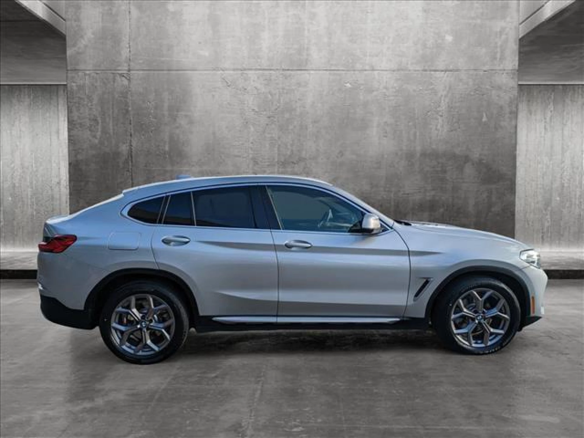 2021 BMW X4 xDrive30i