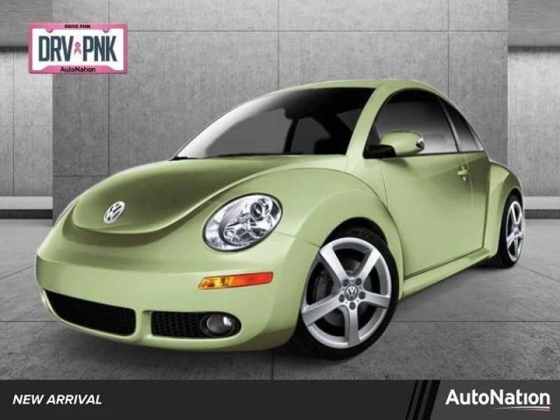 2010 Volkswagen New Beetle 2.5