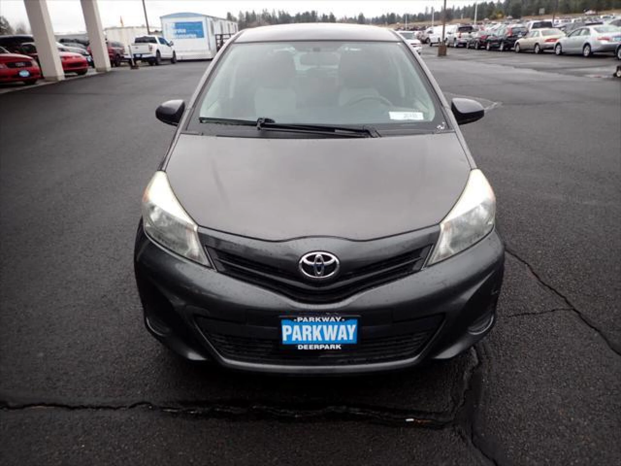 2013 Toyota Yaris LE