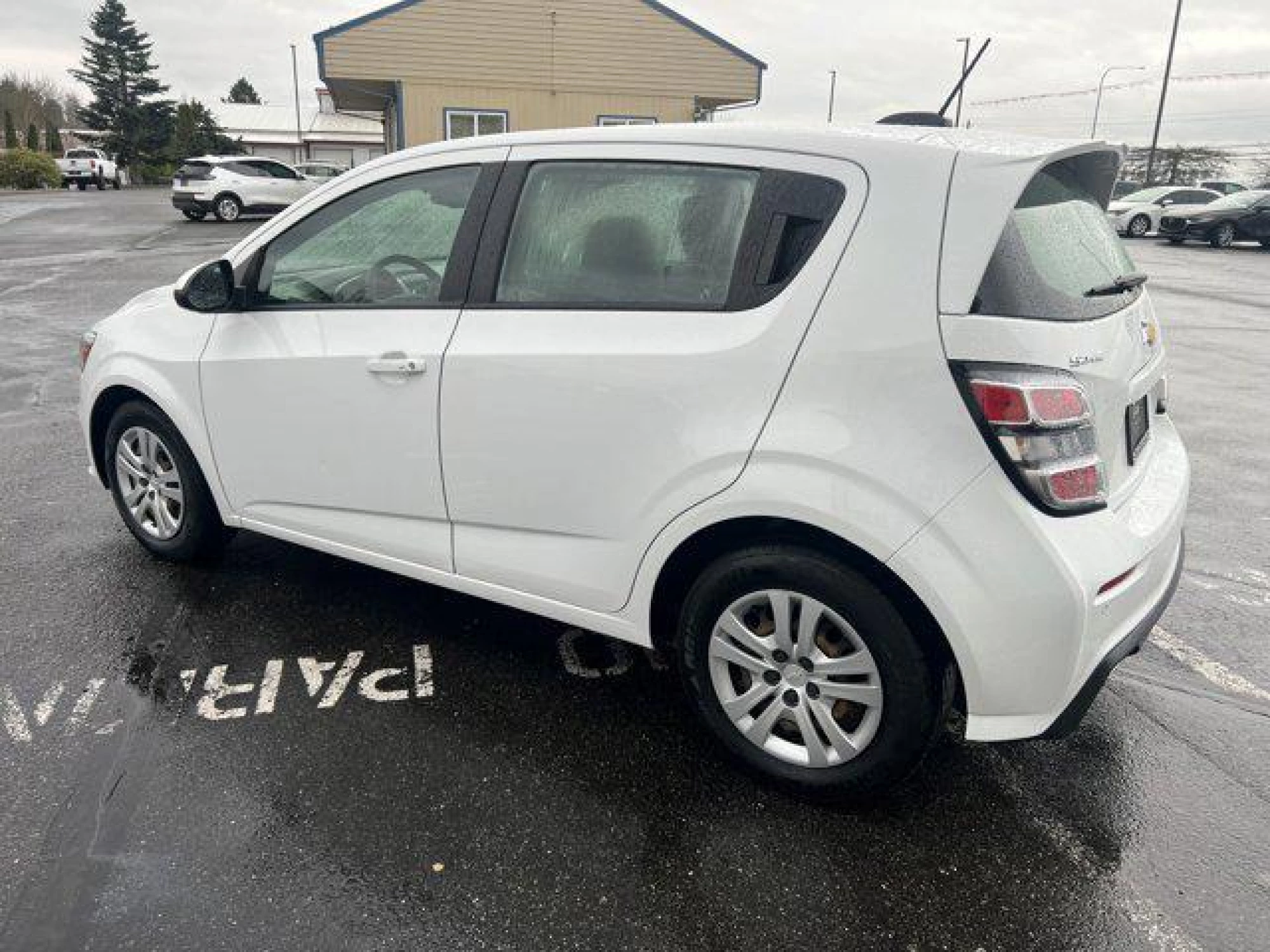 2020 Chevrolet Sonic FWD Hatchback 1FL 5-Door