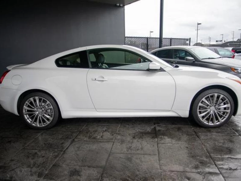2013 INFINITI G37x Base