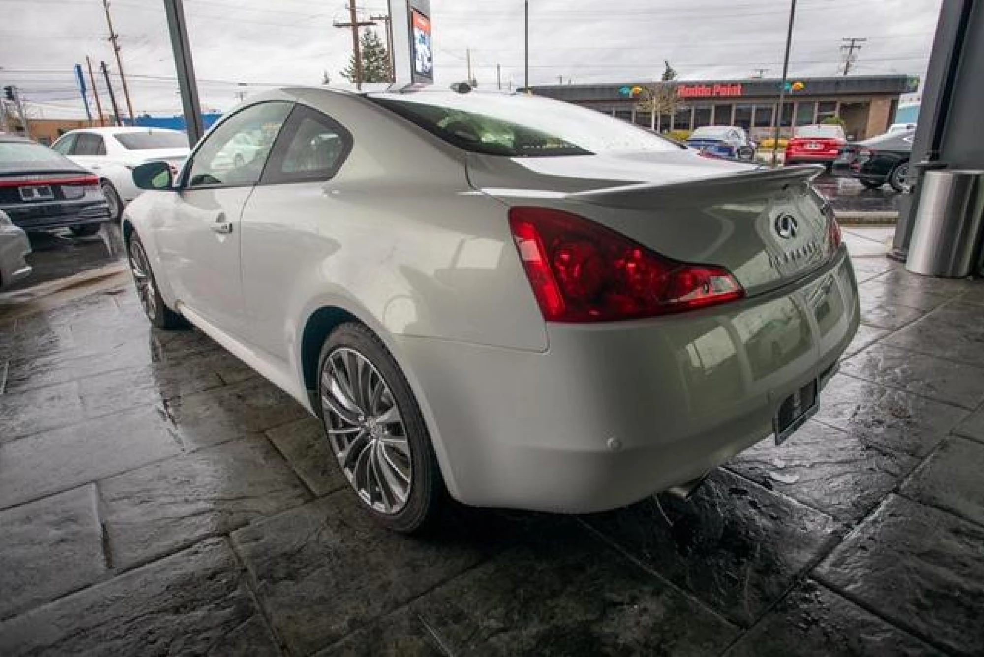 2013 INFINITI G37x Base
