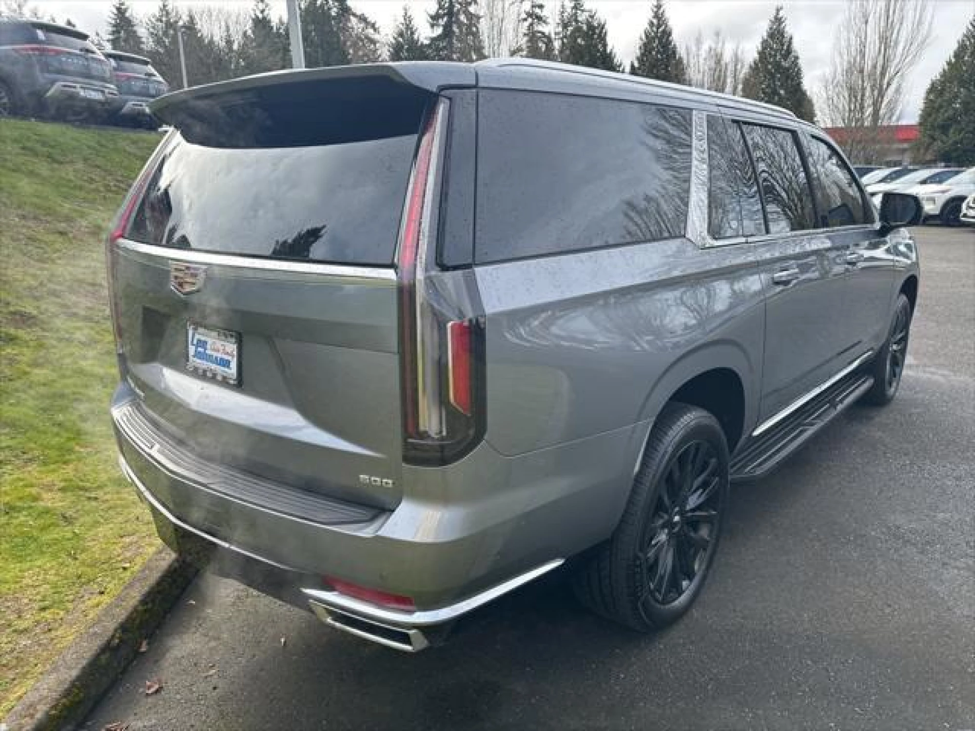 2022 Cadillac Escalade ESV Premium Luxury