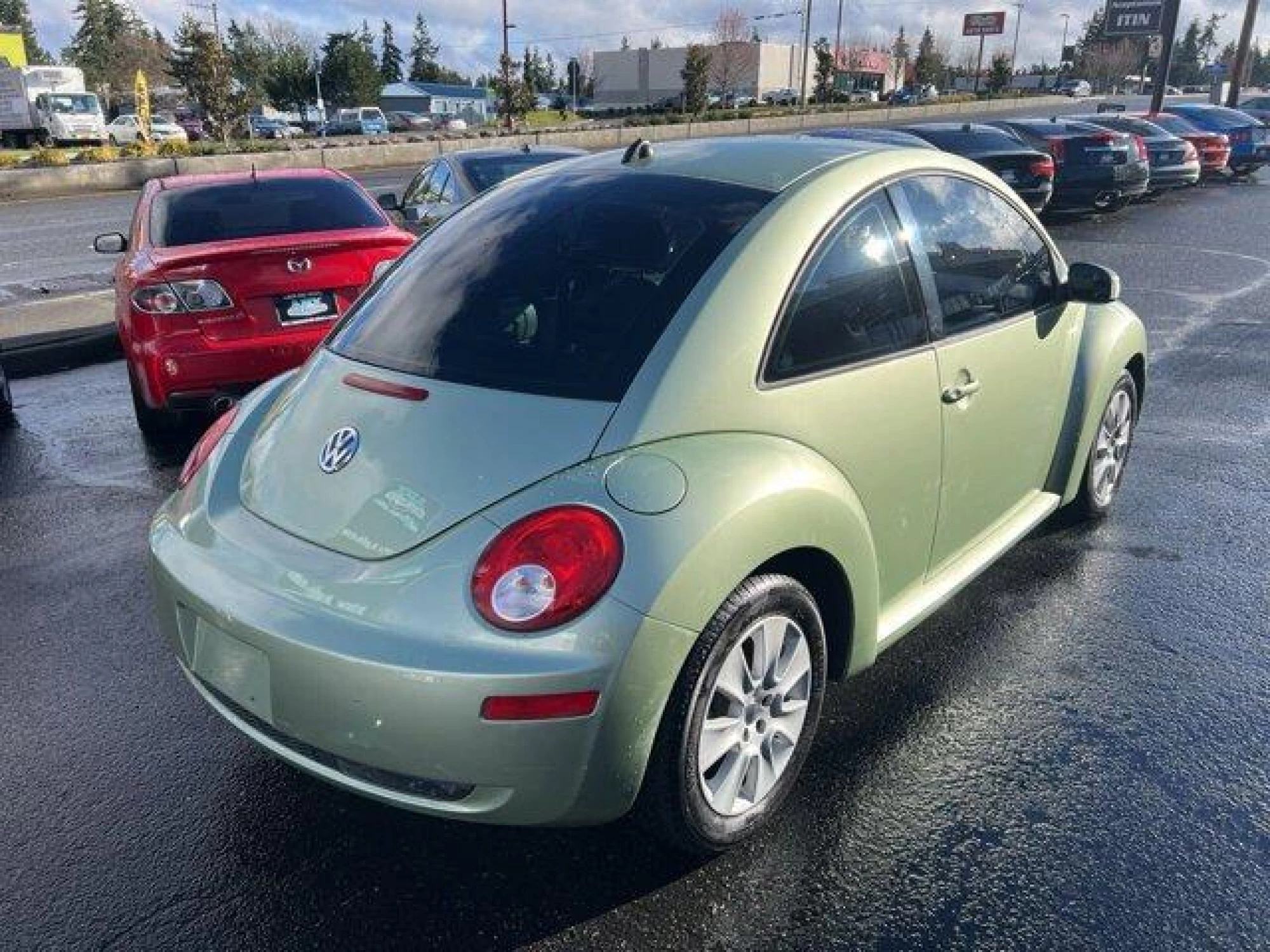 2008 Volkswagen New Beetle S