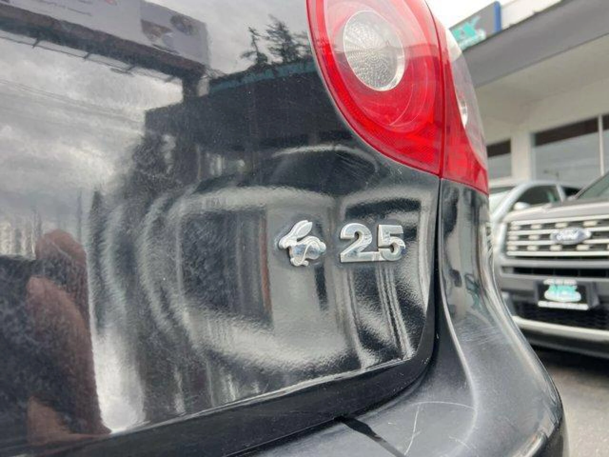 2009 Volkswagen Rabbit S