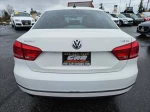 2015 Volkswagen Passat 1.8T Auto SE w/Sunroof &amp; Nav