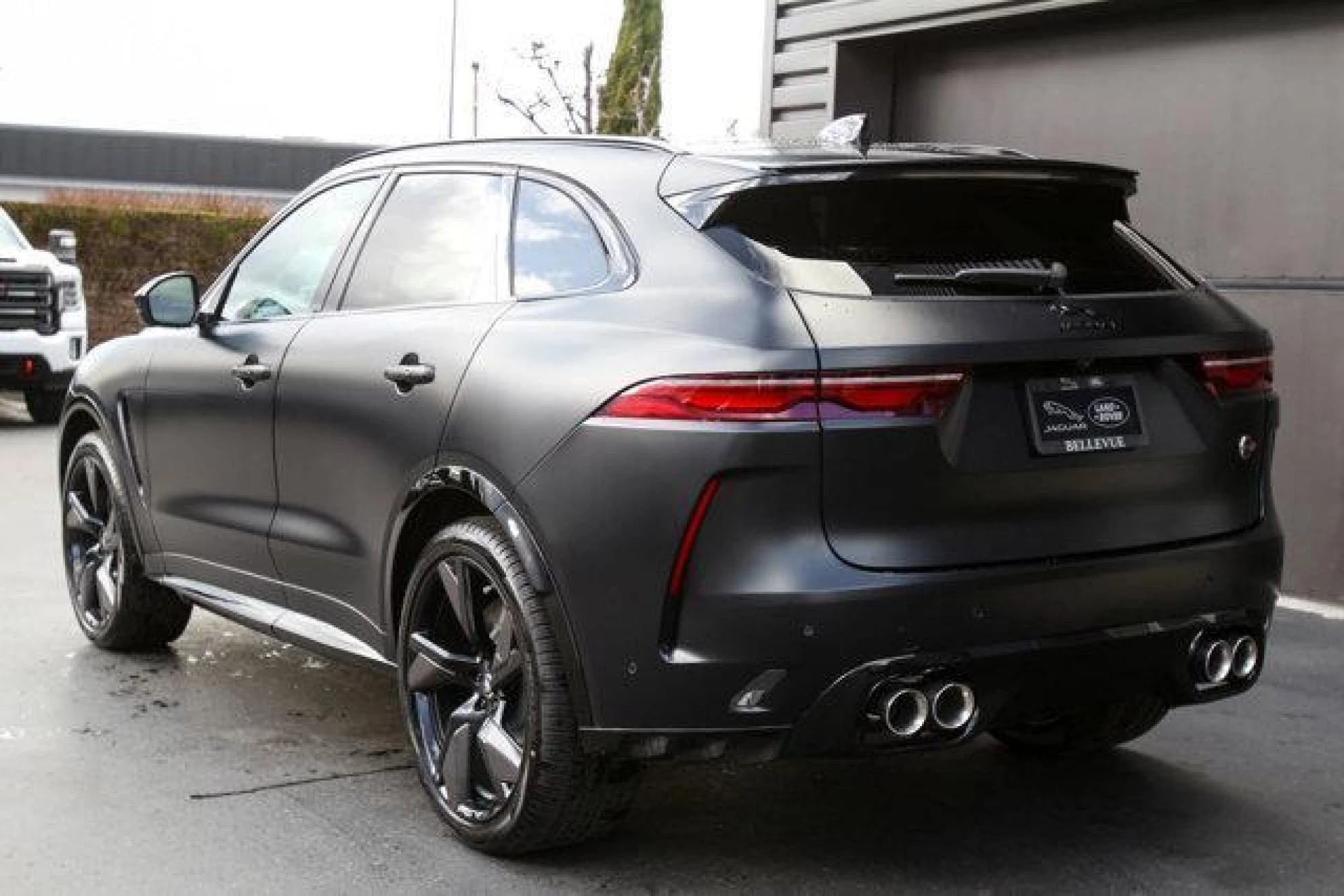 2024 Jaguar F-PACE SVR