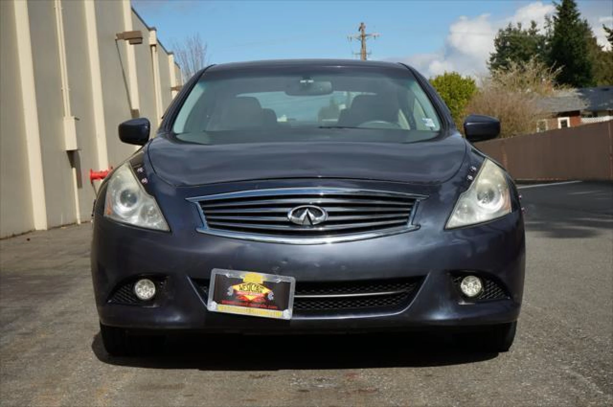 2010 INFINITI G37x Base