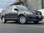 2012 Volkswagen Routan SE