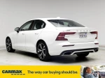 2022 Volvo S60 Recharge Plug-In Hybrid T8 R-Design Expression