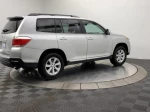 2013 Toyota Highlander SE