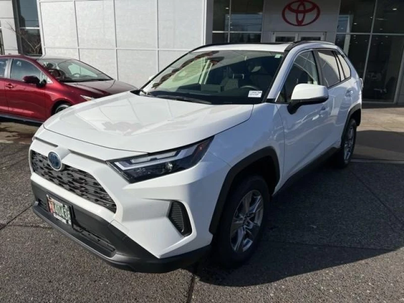 2022 Toyota RAV4 Hybrid XLE