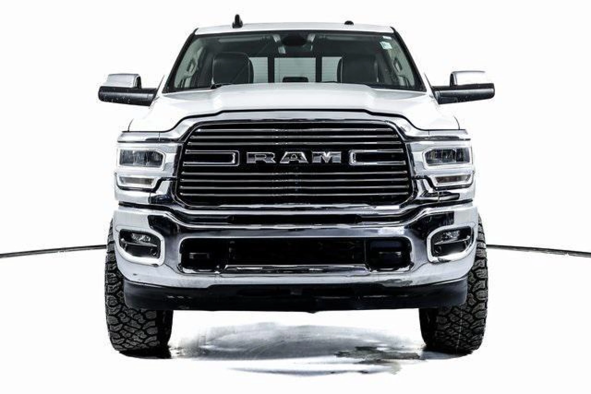 2022 RAM 2500 Laramie Crew Cab 4x4 6'4' Box