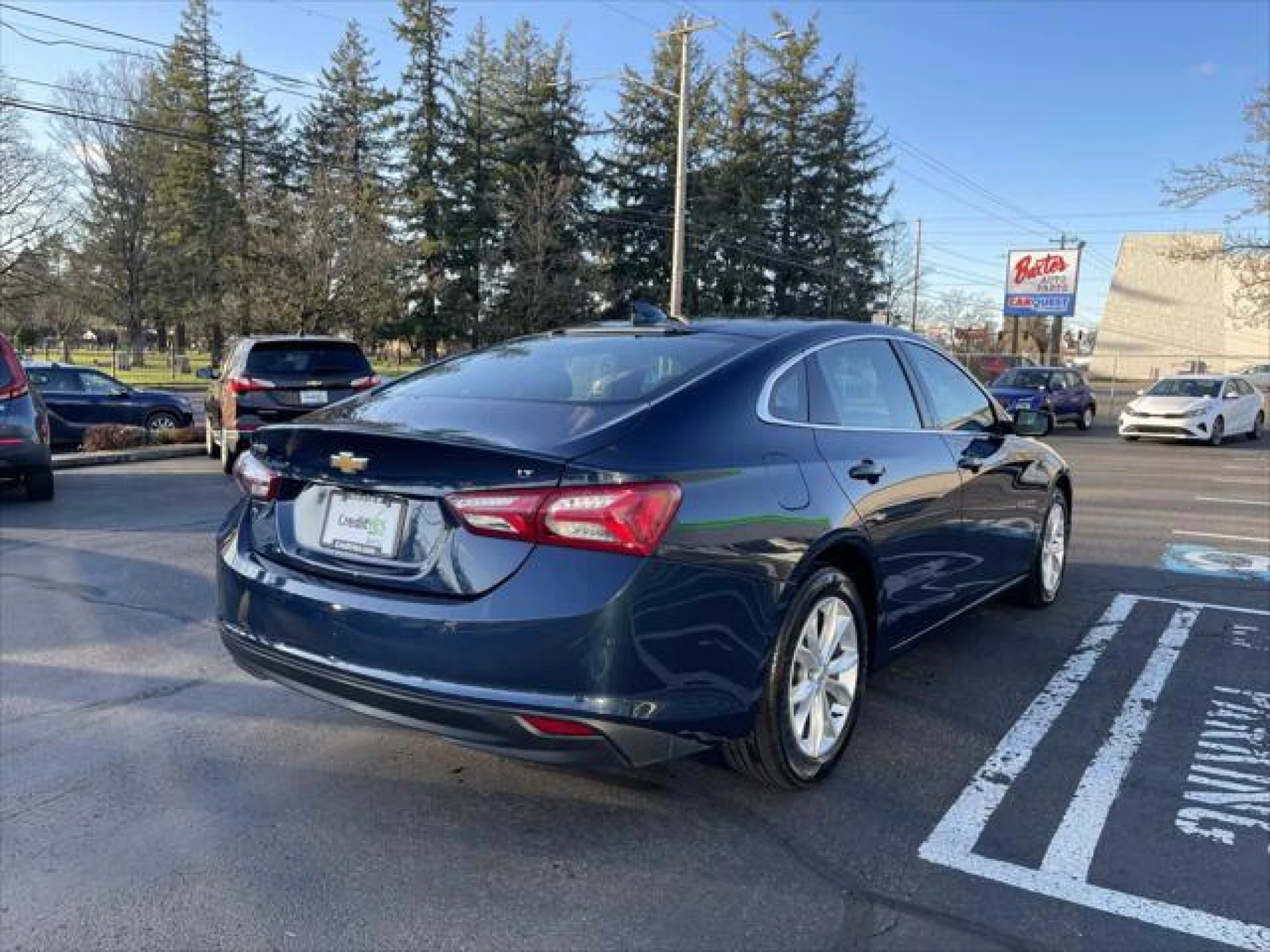 2022 Chevrolet Malibu FWD LT