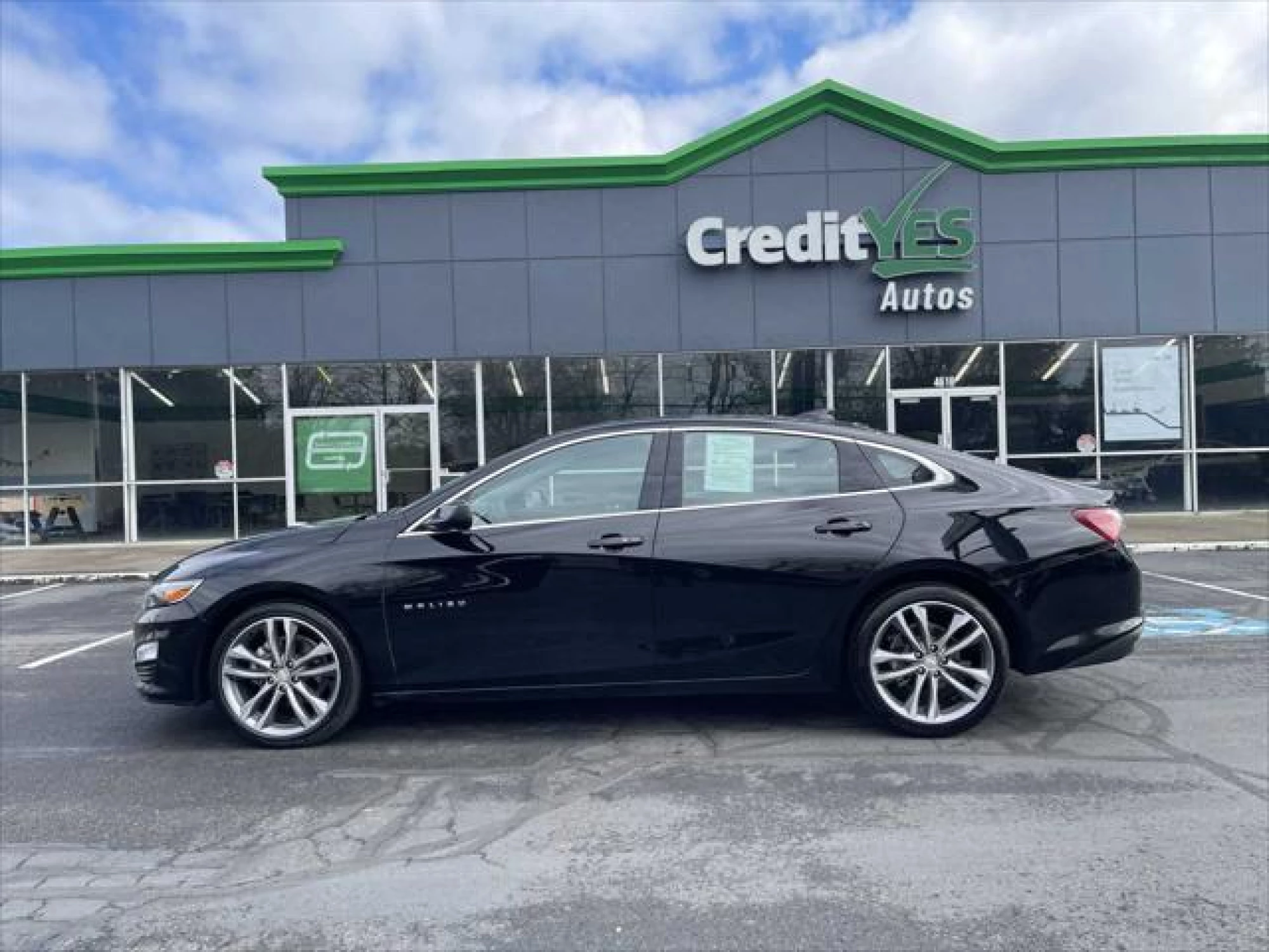 2022 Chevrolet Malibu FWD LT