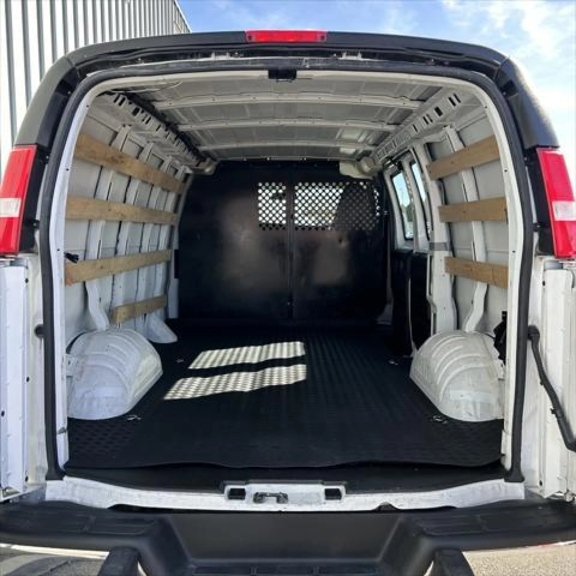 2020 GMC Savana 2500 Work Van