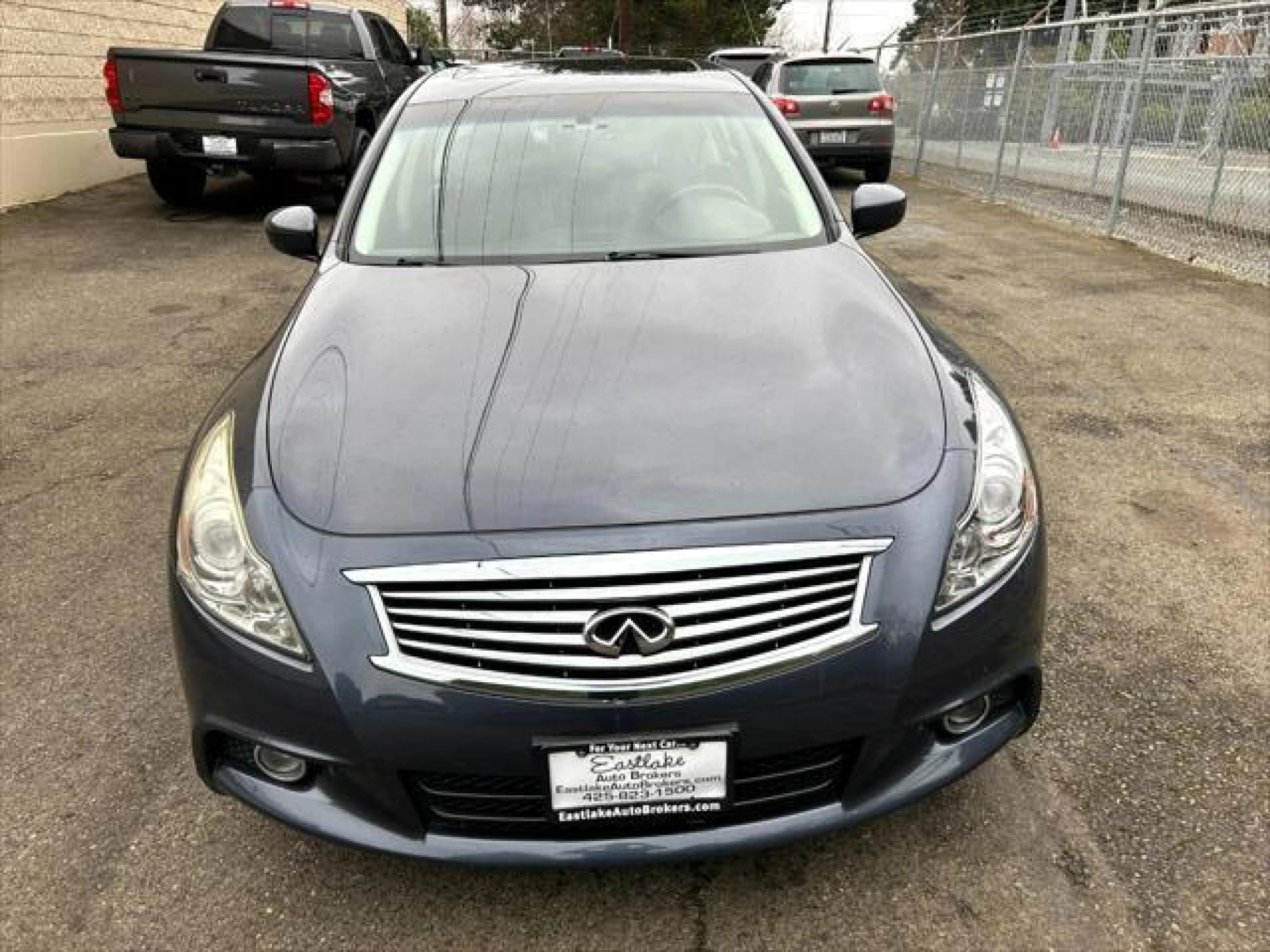2010 INFINITI G37x Base
