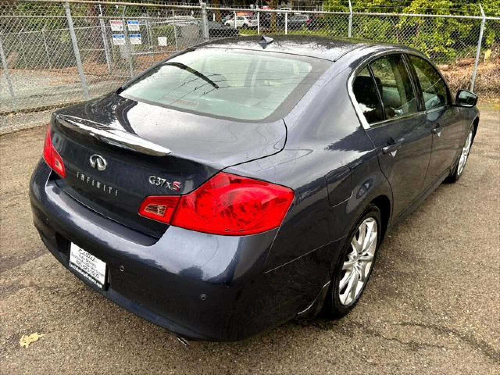2010 INFINITI G37x Base