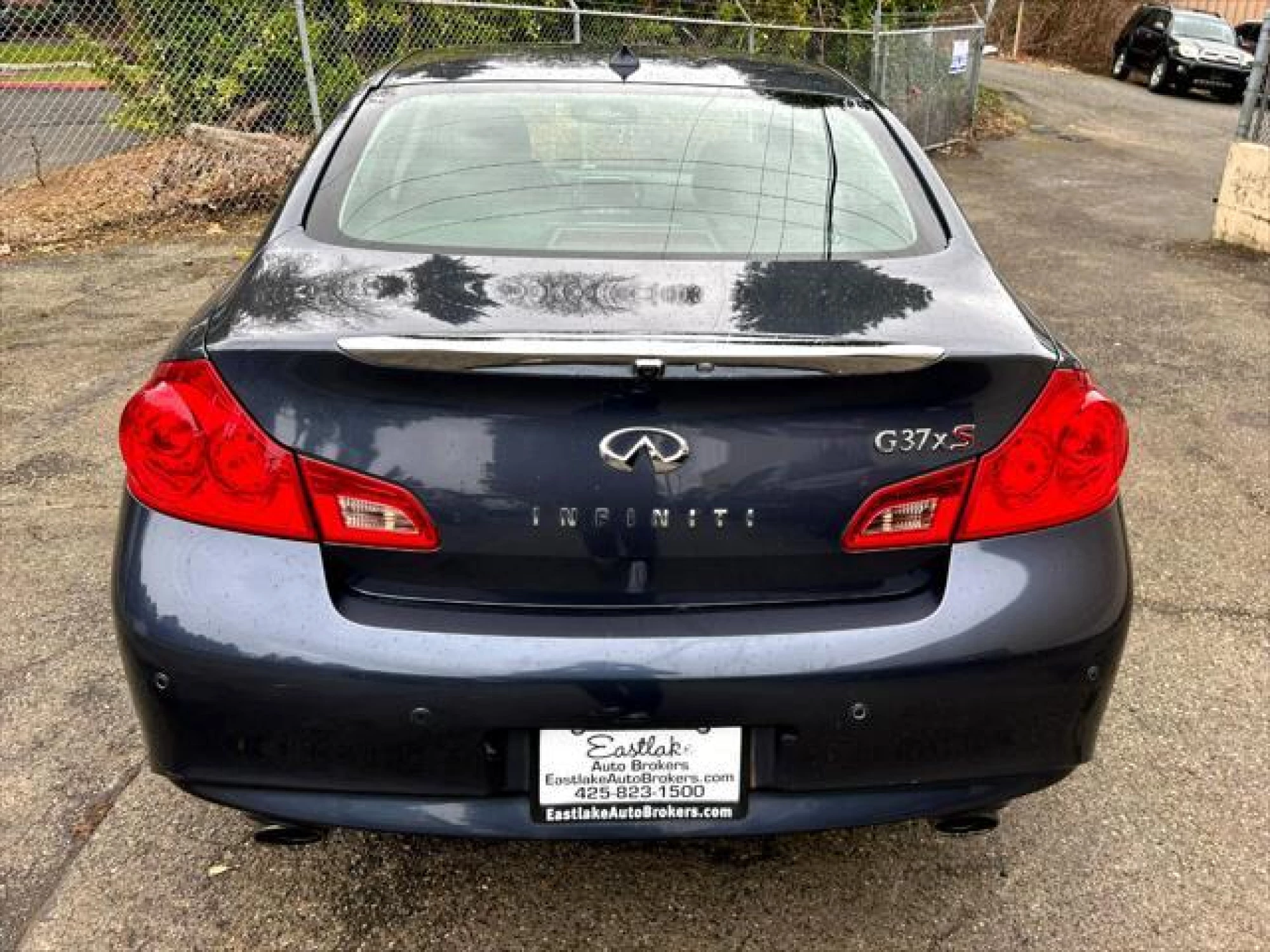 2010 INFINITI G37x Base