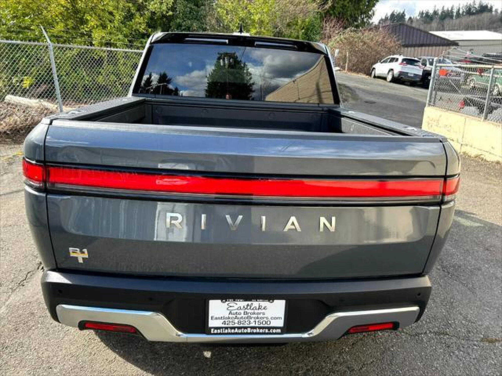 2023 Rivian R1T Adventure Quad Motor Large Pack