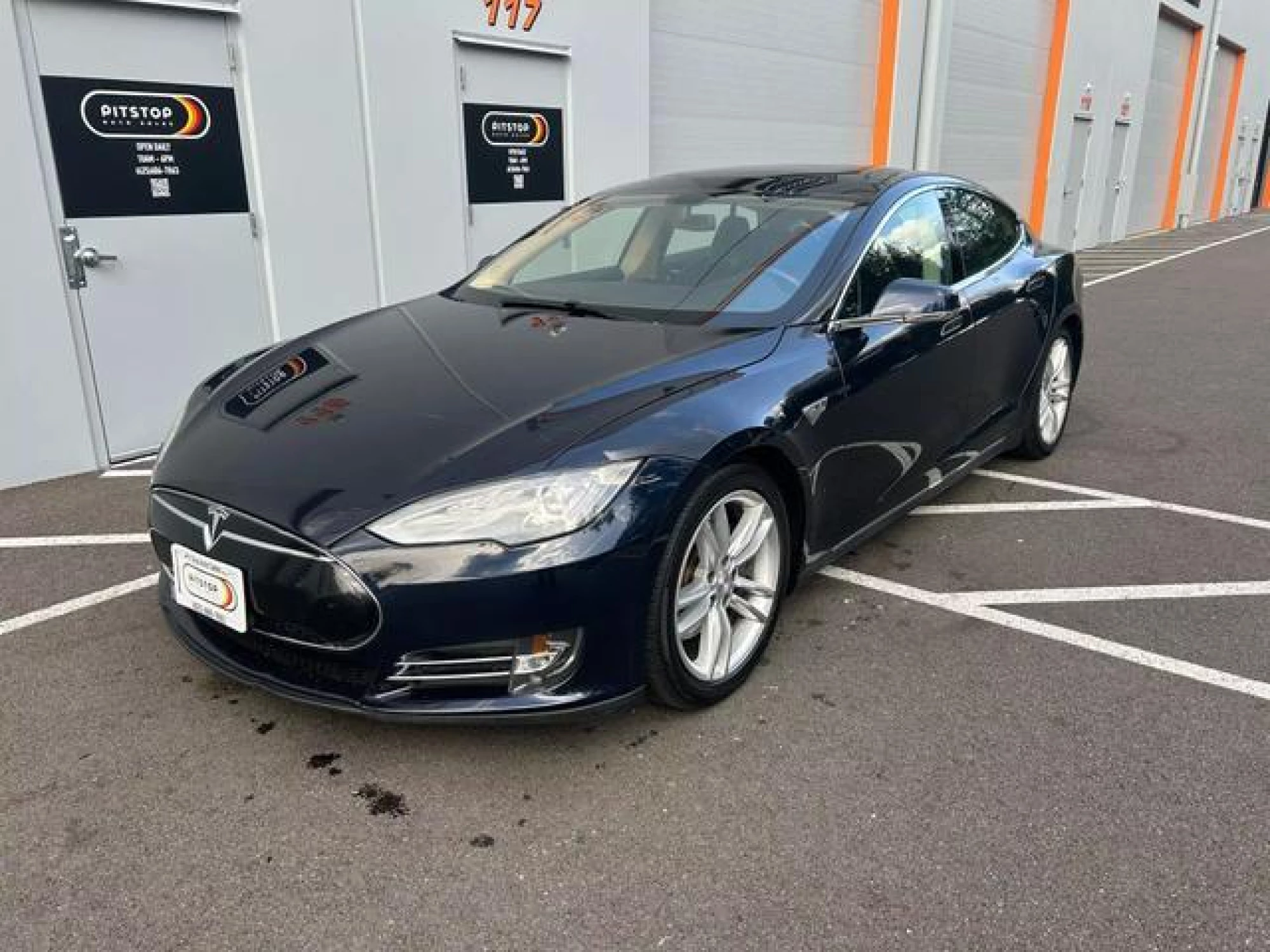 2013 Tesla Model S Base