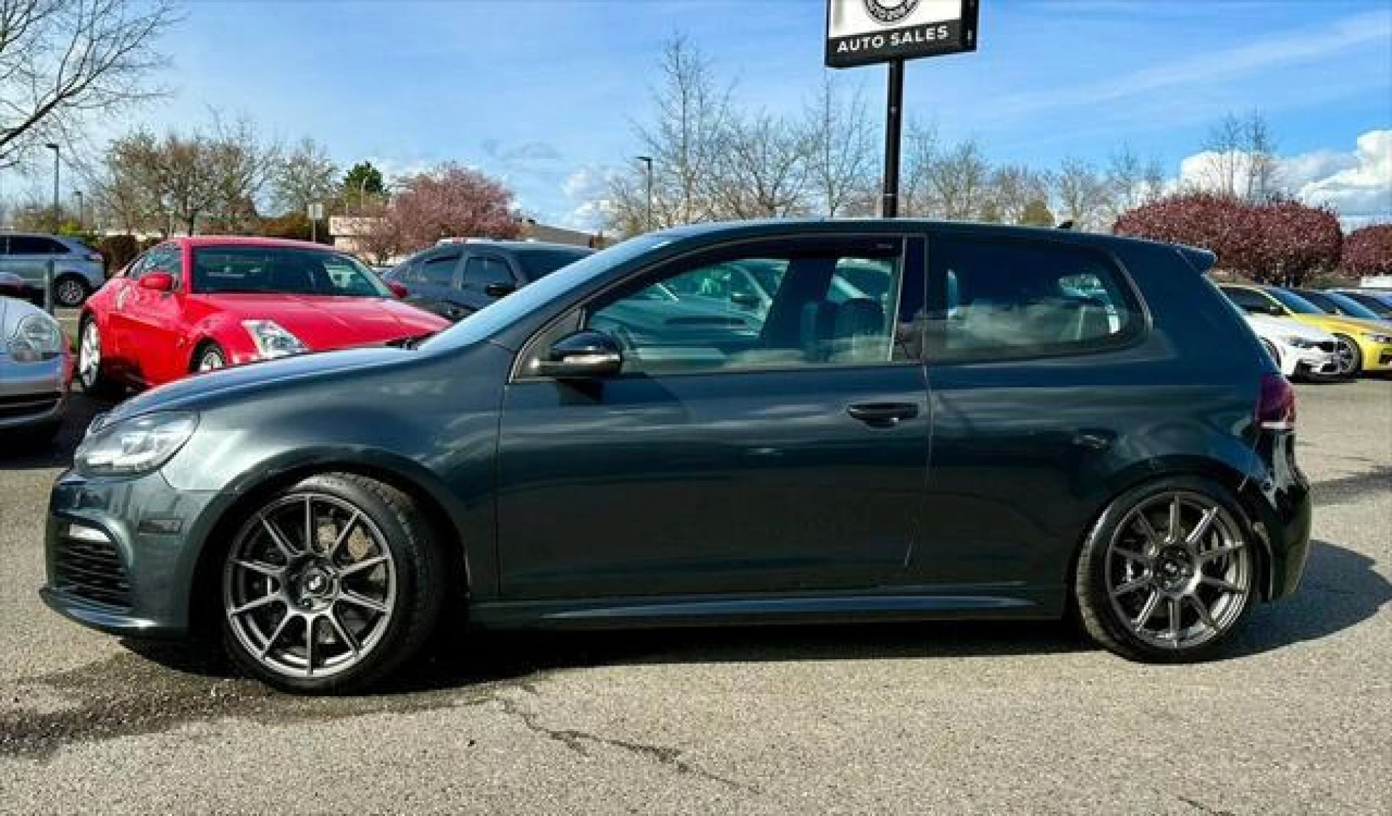 2013 Volkswagen Golf R 2-Door