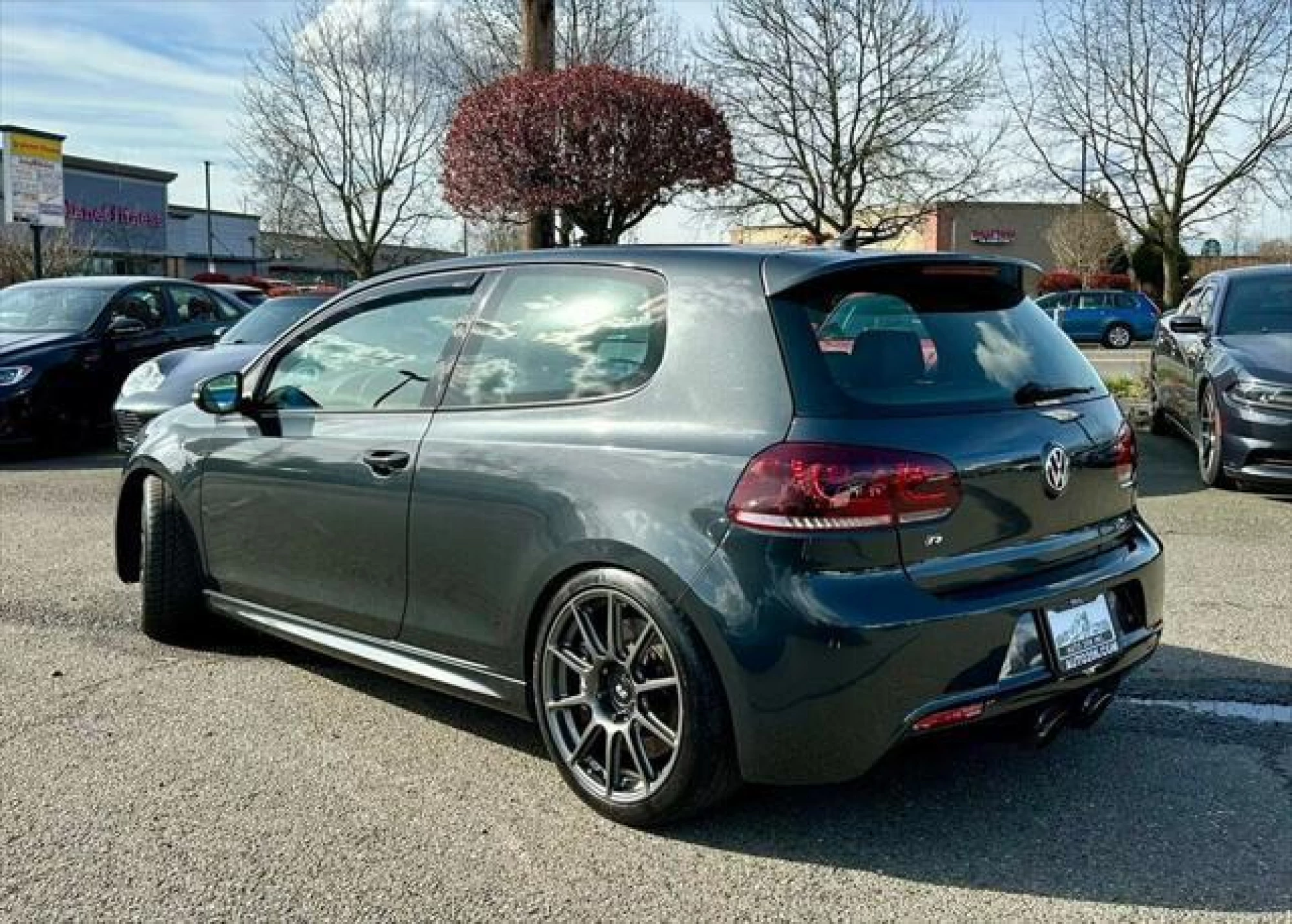 2013 Volkswagen Golf R 2-Door