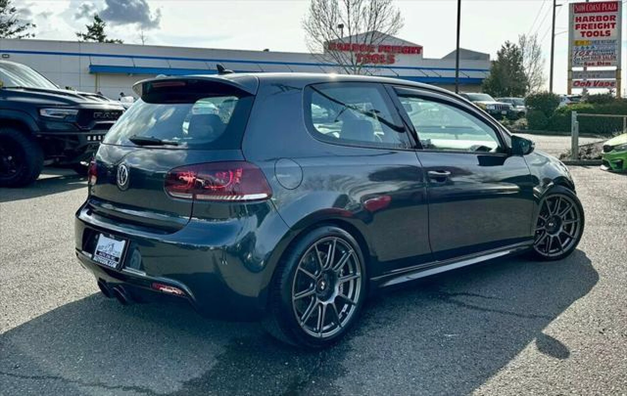 2013 Volkswagen Golf R 2-Door