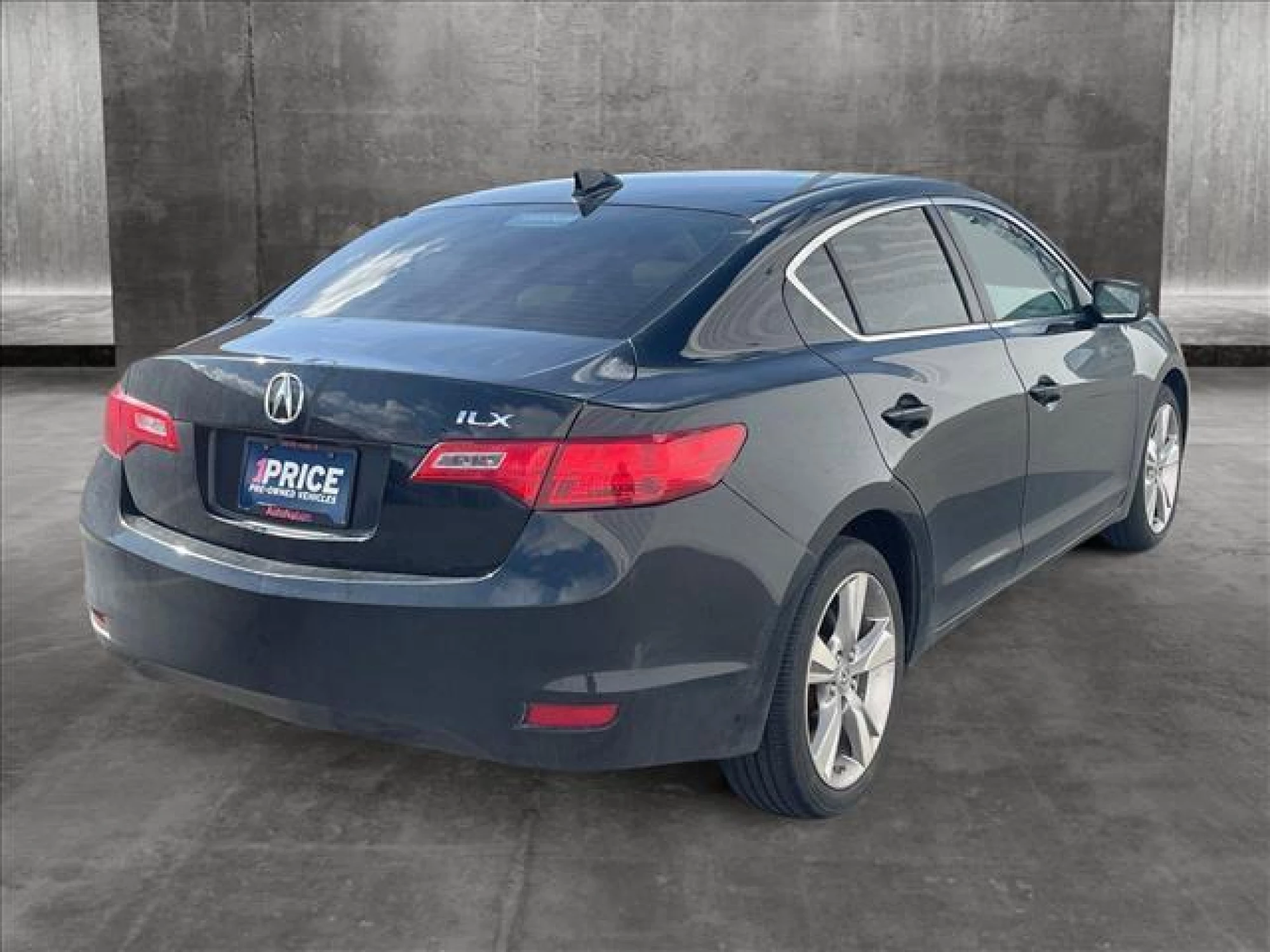 2013 Acura ILX 2.0L w/Premium Package