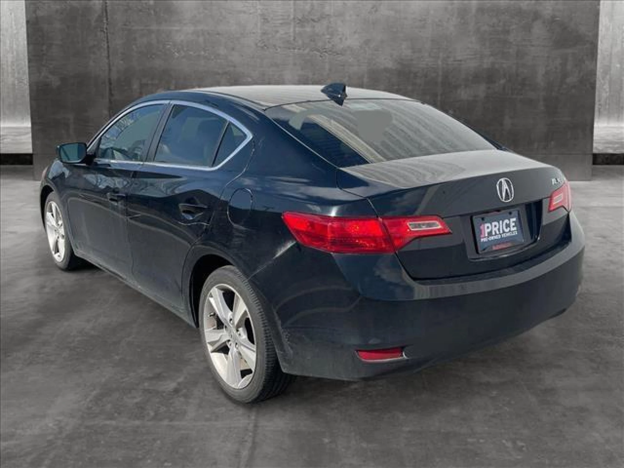 2013 Acura ILX 2.0L w/Premium Package