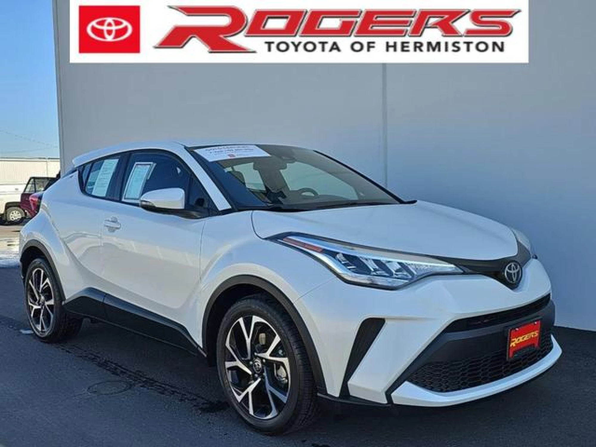 2022 Toyota C-HR XLE