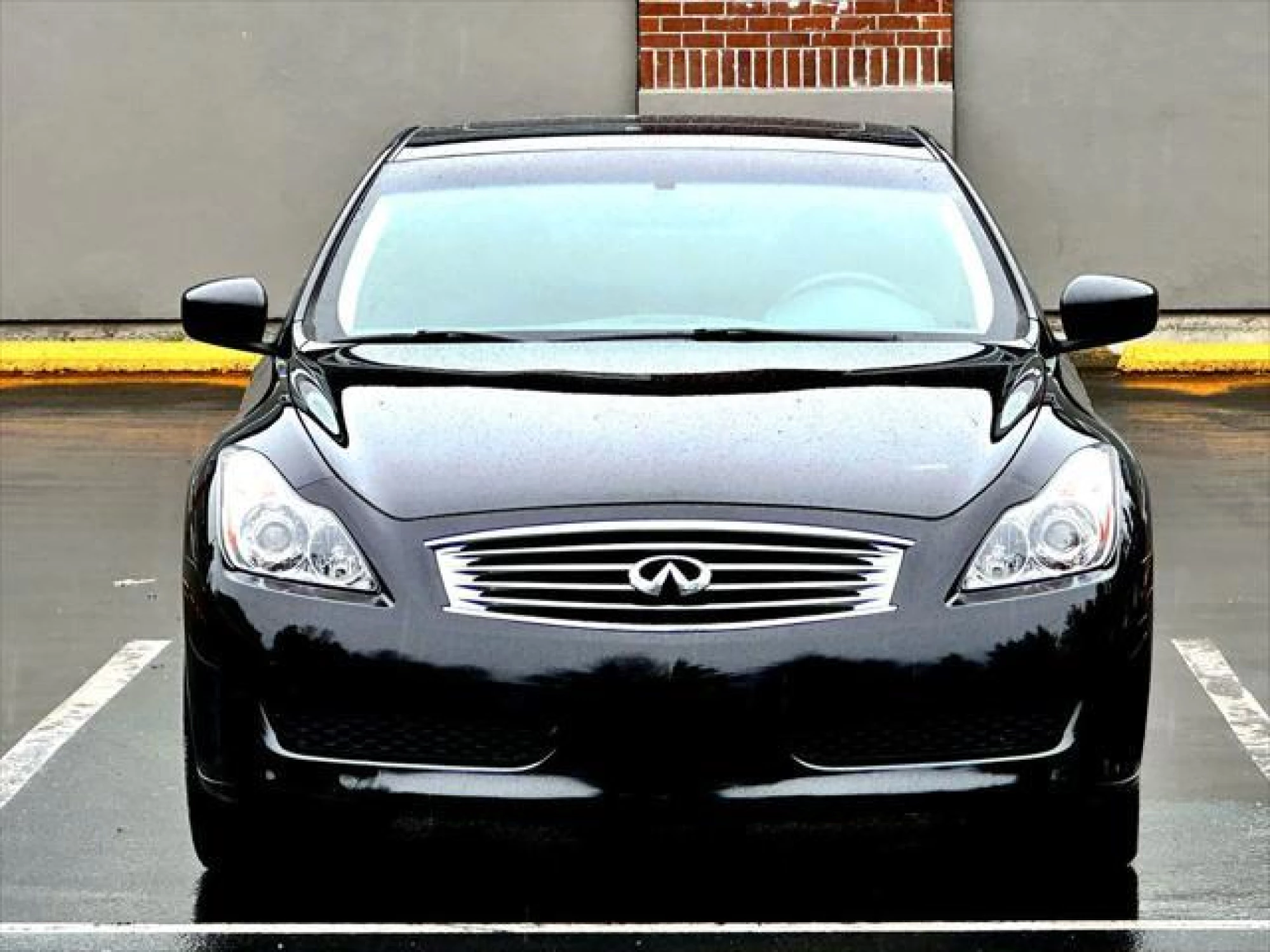 2010 INFINITI G37x Base