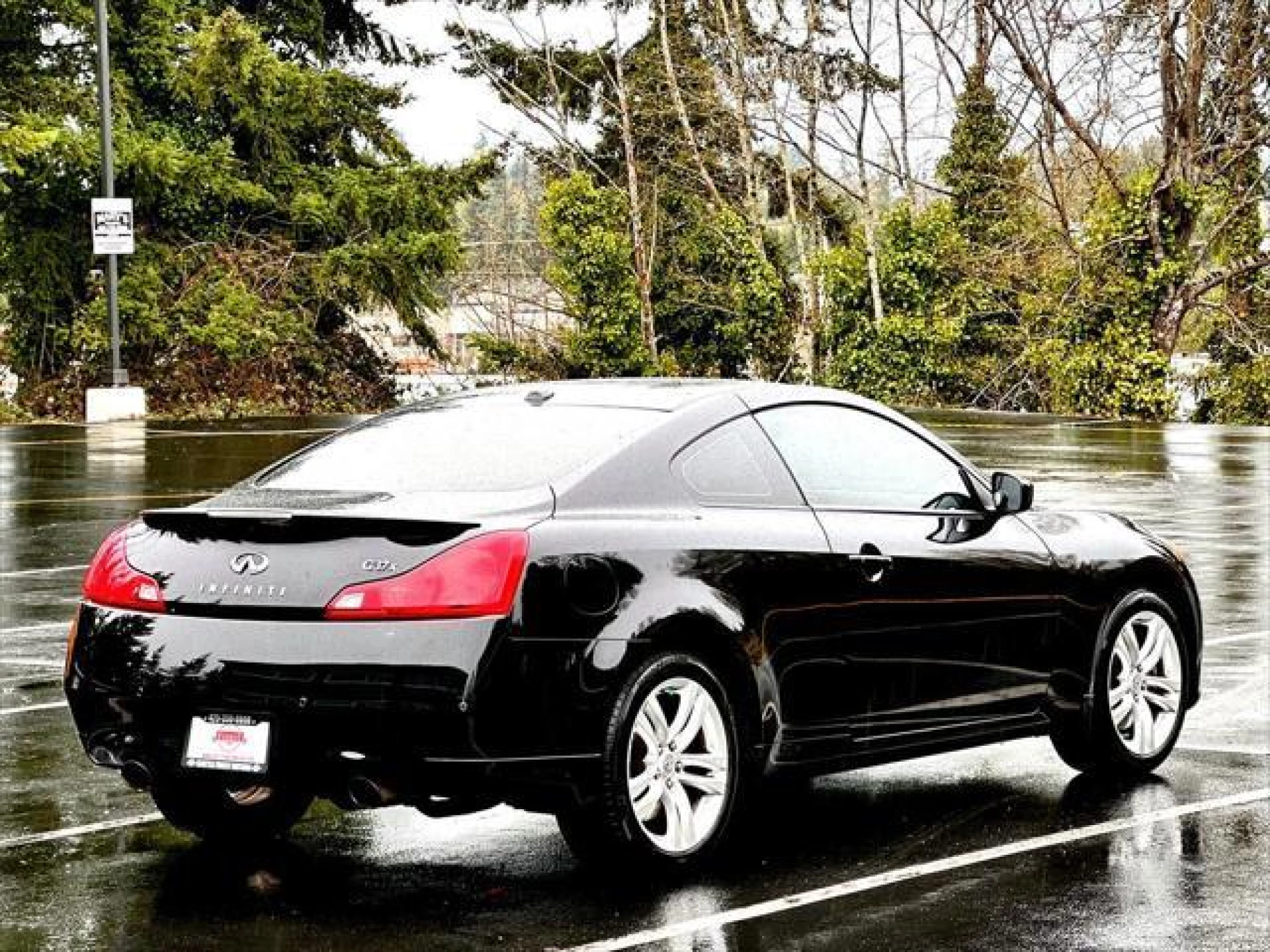 2010 INFINITI G37x Base