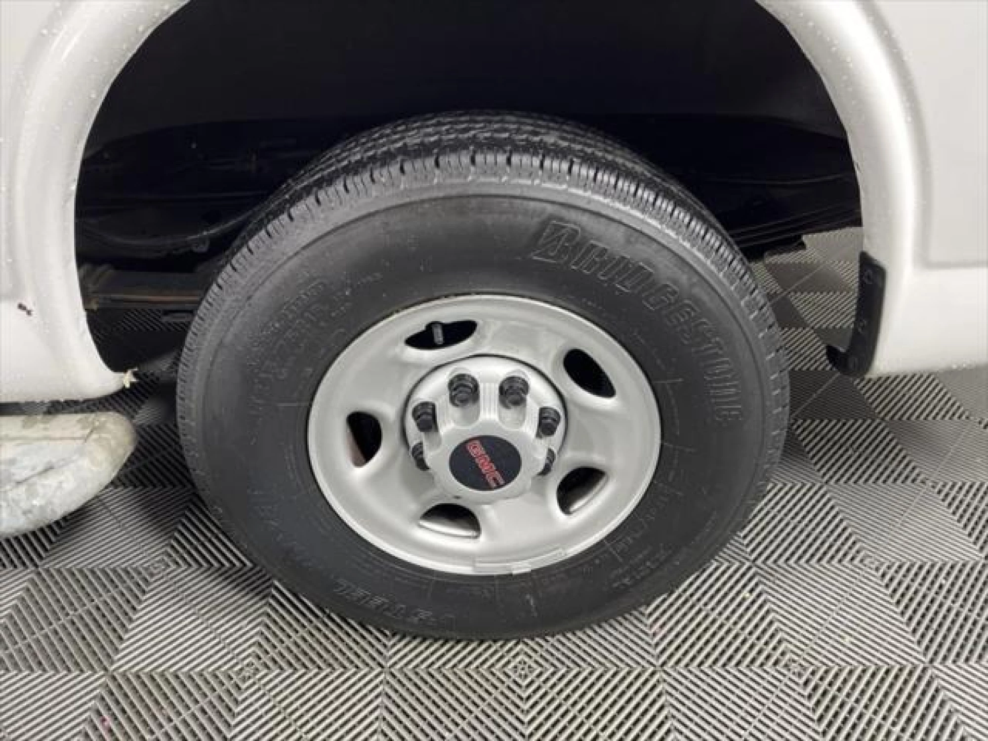2020 GMC Savana 2500 Work Van